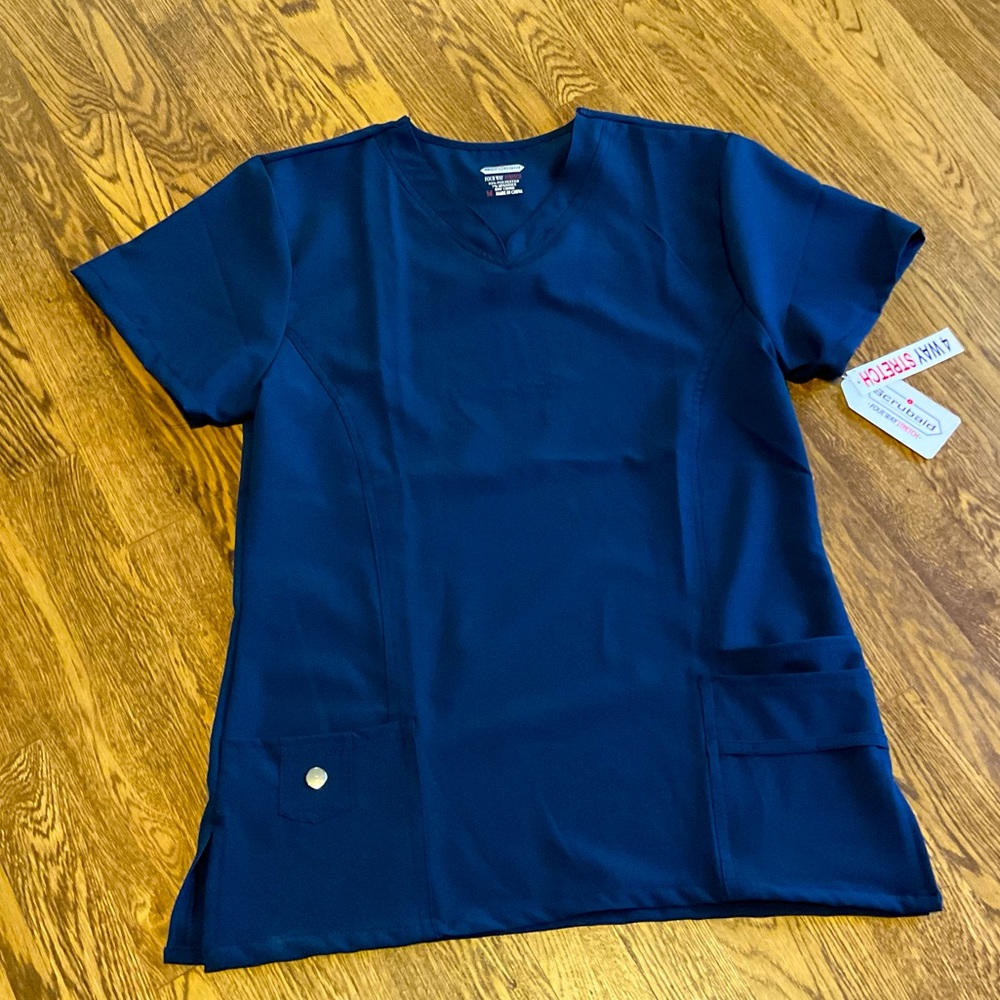 NWT Scrubaid Scrub Top